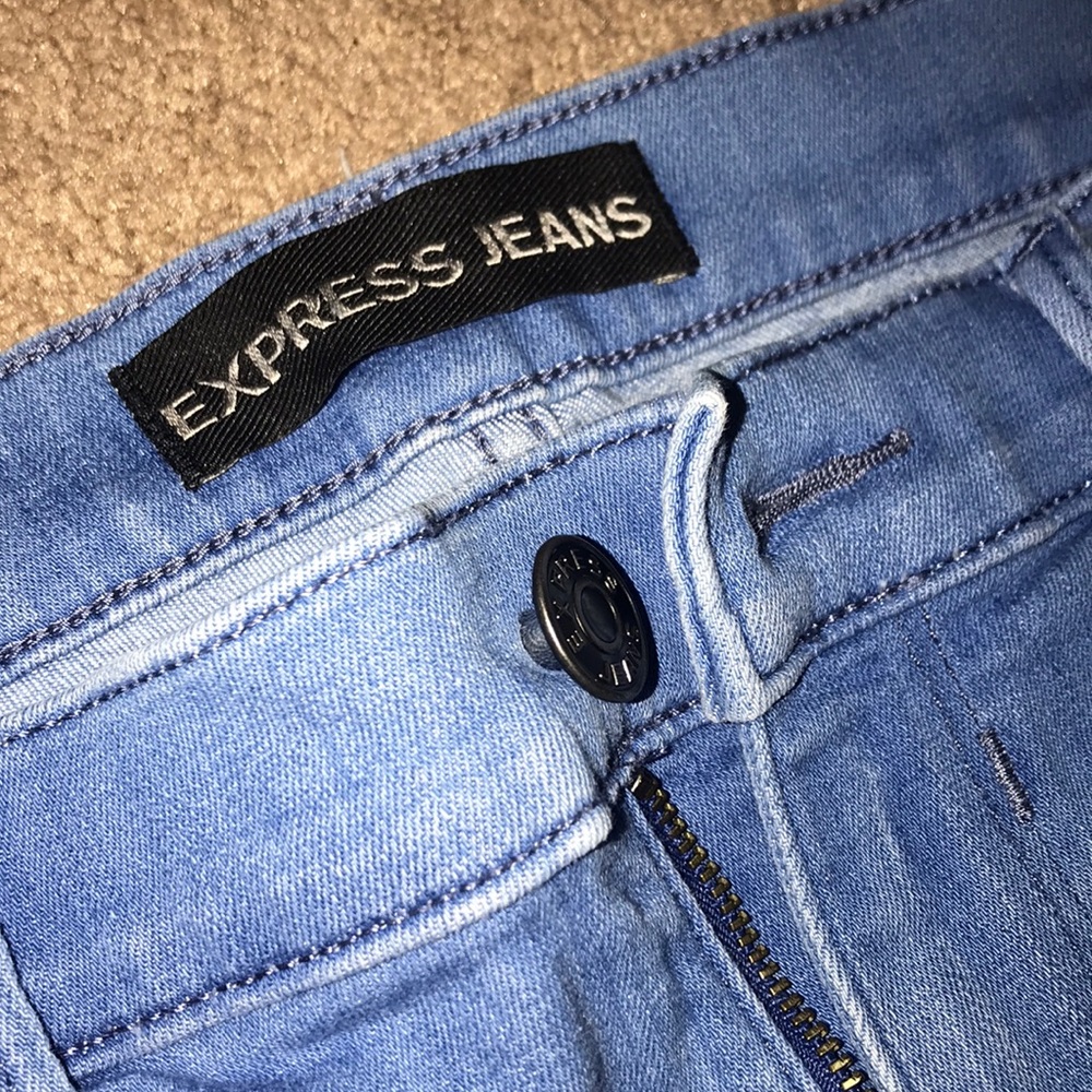 Light wash express jeans